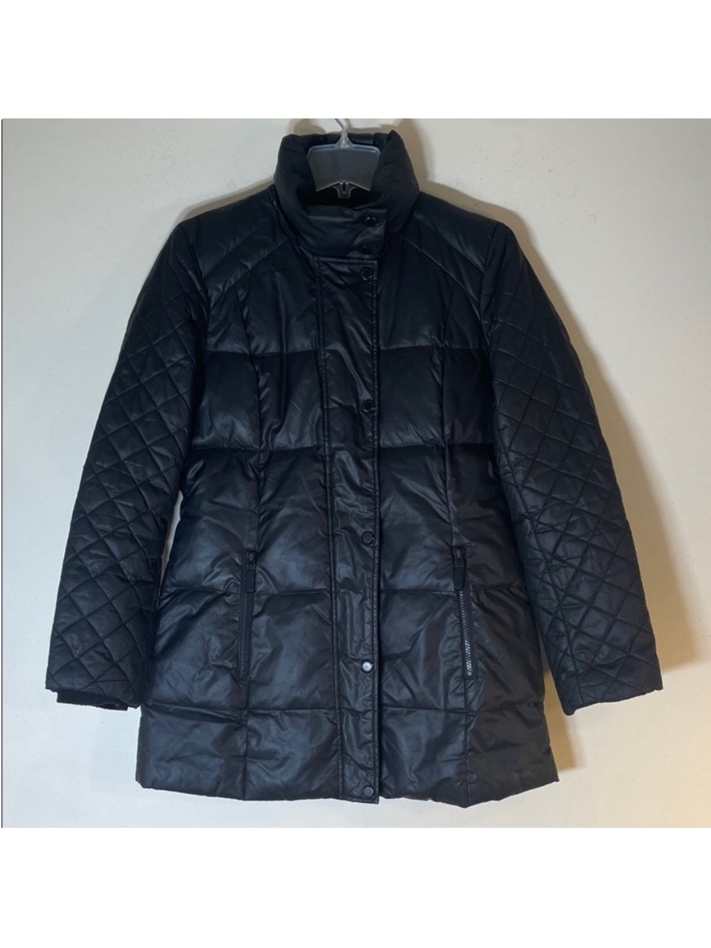 Andrew Marc Down Quilted Black Puffer Jacket. Small.